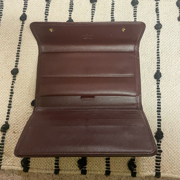 Louis Vuitton Monogram Mini Lin Cherry International Wallet - Picture 4 of 7